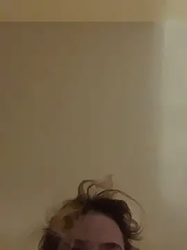 MissGoldieB live cam on StripChat