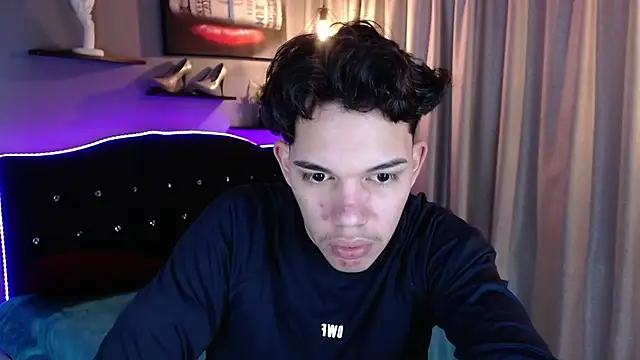 haku_nayro webcam