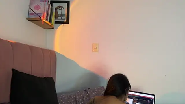 Issabella001 webcam