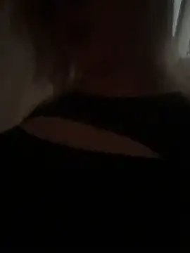 IveySin webcam