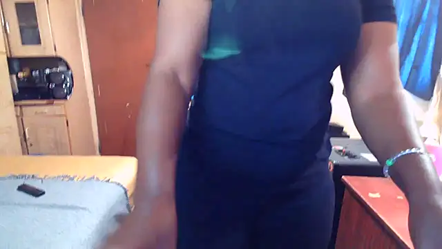 Smoochy- live cam