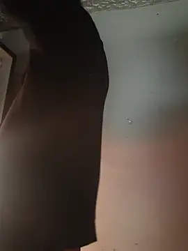 daddyandsplashqueen (Ask my age) - Flash titties