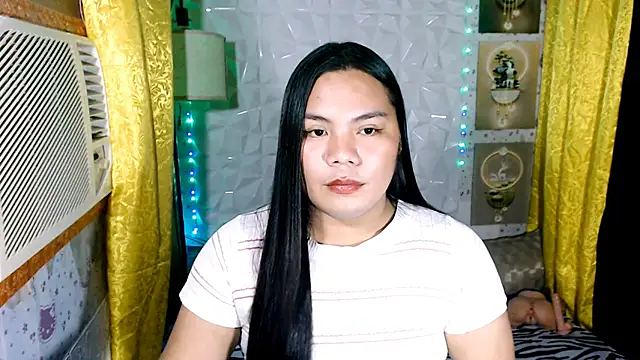 TSbrianaHugeCock webcam