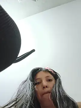 Sam_Mansoon live cam on StripChat