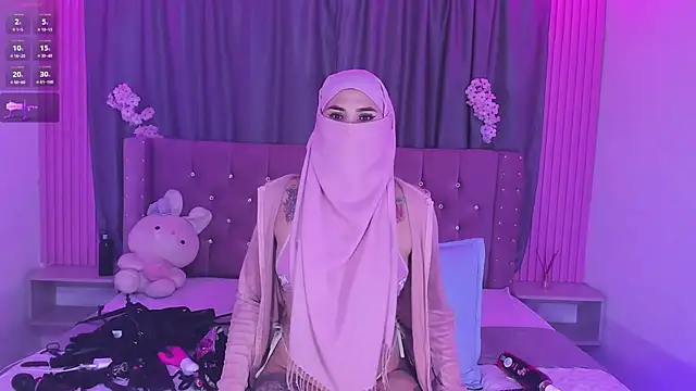Nayla-Mouna