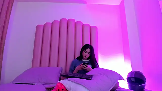Lana_fox01's room