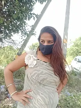 hot-punjabi-couple