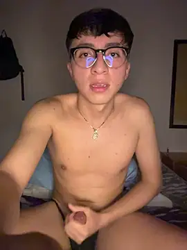 CamiRojas_boy webcam