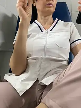 aphrodite_sexy (F milf) - Touching tits in a robe