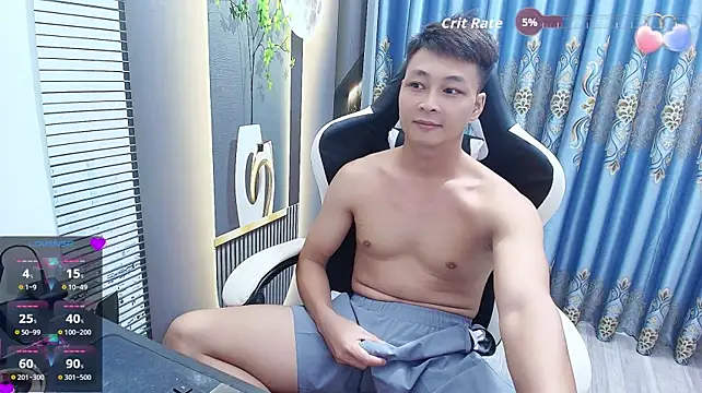 Naughty___asian live cam on StripChat