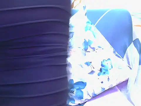 hi_ruhi live cam on StripChat