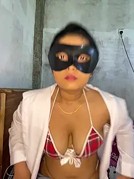Dilshi live cam on StripChat