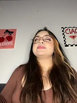 NatyOlson live cam on StripChat