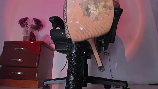 vanelope11 live cam on StripChat