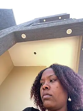 Sis27 live cam on StripChat