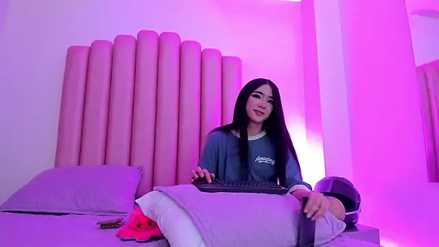 Lana_fox01's room