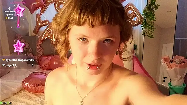 VioletDesiree live cam on StripChat