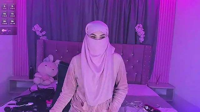 Nayla-Mouna webcam