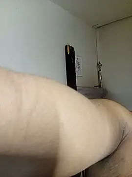 Bryan056_ live cam on StripChat