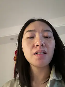 Cheating-wife live cam on StripChat