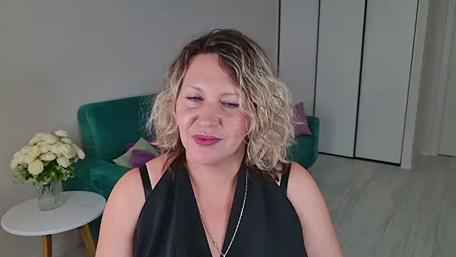 nina_weiss (F milf) - Romantic dances