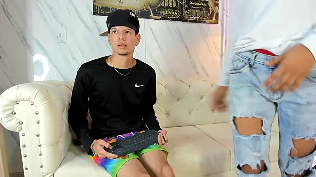 Kelopammi41 - Couple webcam sex chat