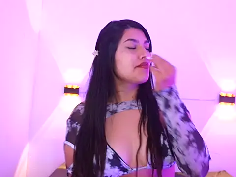 Sahara_aldridge15 live cam on StripChat