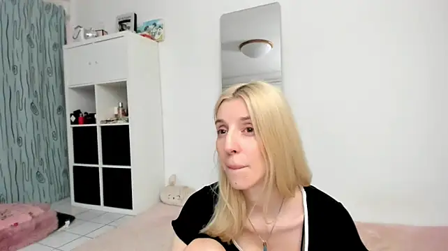 KenzieDawton webcam