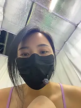 Nini_11 webcam