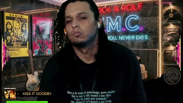 chino_roz webcam