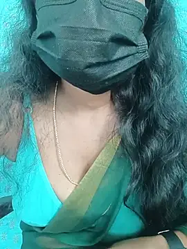 Qn_of_bangalore1 live cam on StripChat