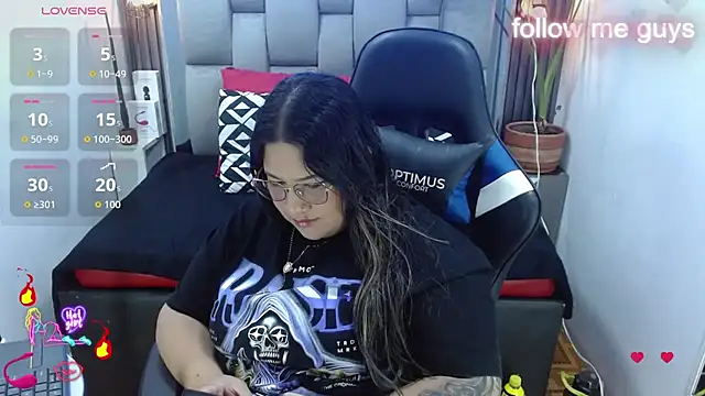 evelin_zaens live cam on StripChat