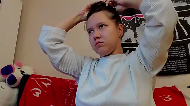 Mira_Karter live cam on StripChat