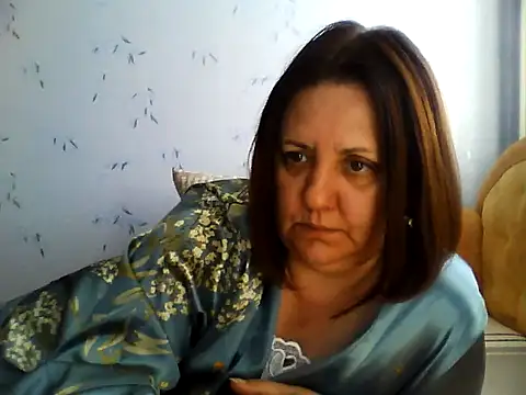 LockyCharm111 live cam on StripChat