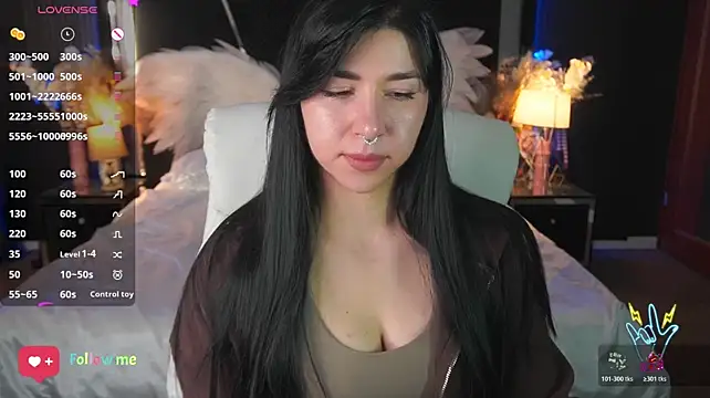 EmilyCandyy live cam on StripChat