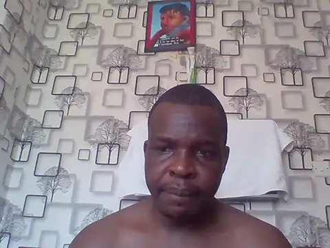 Chumba_001 live cam on StripChat