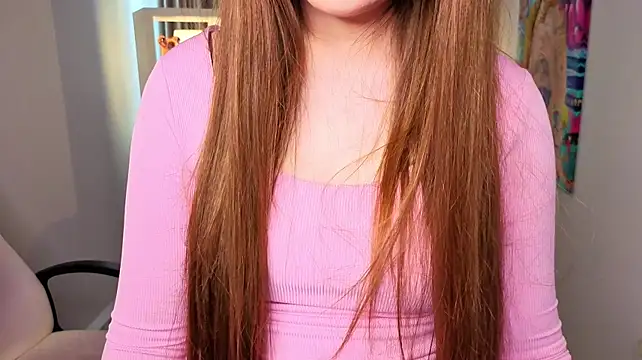 RileyBloomss live cam on StripChat