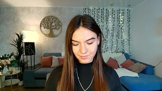 luna_lust_212 live cam on StripChat