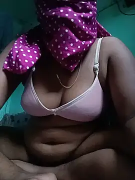 Orpi71 live cam on StripChat