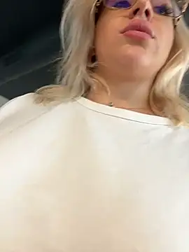iveysin (F young) - Boobs deserve some attention today