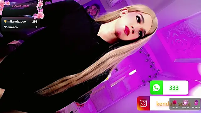 Sophiaa_doll_