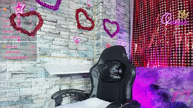 Zamara_Kleii webcam