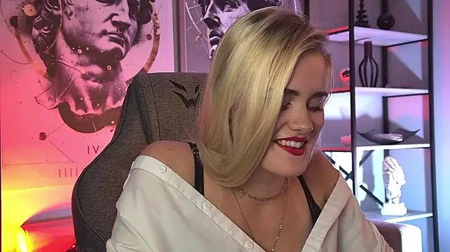 KattyWilde webcam