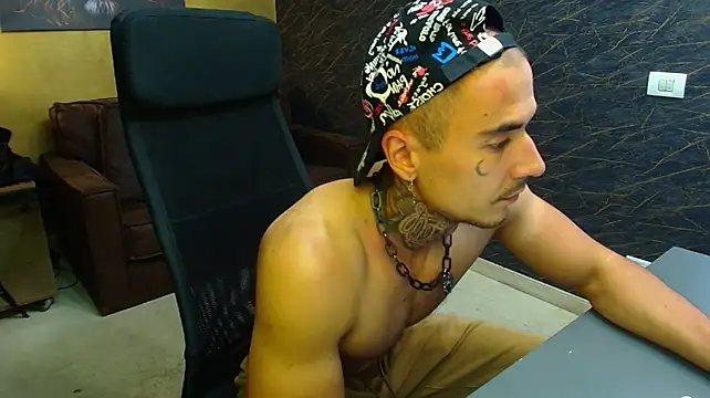 RomeoBodhi webcam