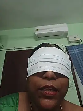 tamilponnusilk (F milf) - To  pay hospital bill