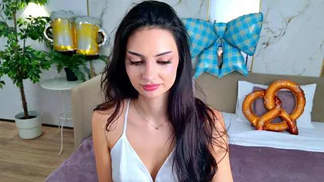 TianaFoxy webcam