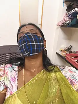 Tamil_Yalini12 webcam