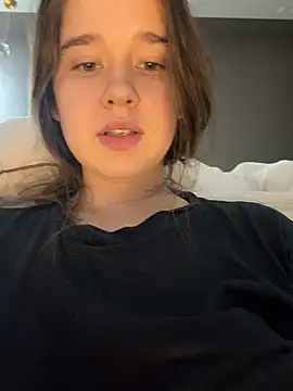 HornyGirlH webcam