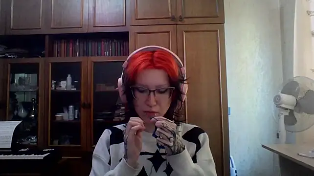 ParisGotowka live cam on StripChat