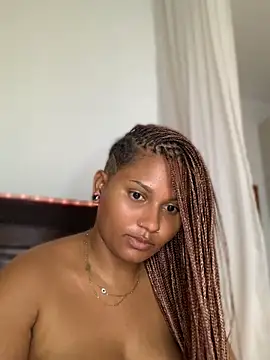 madelltheebony
